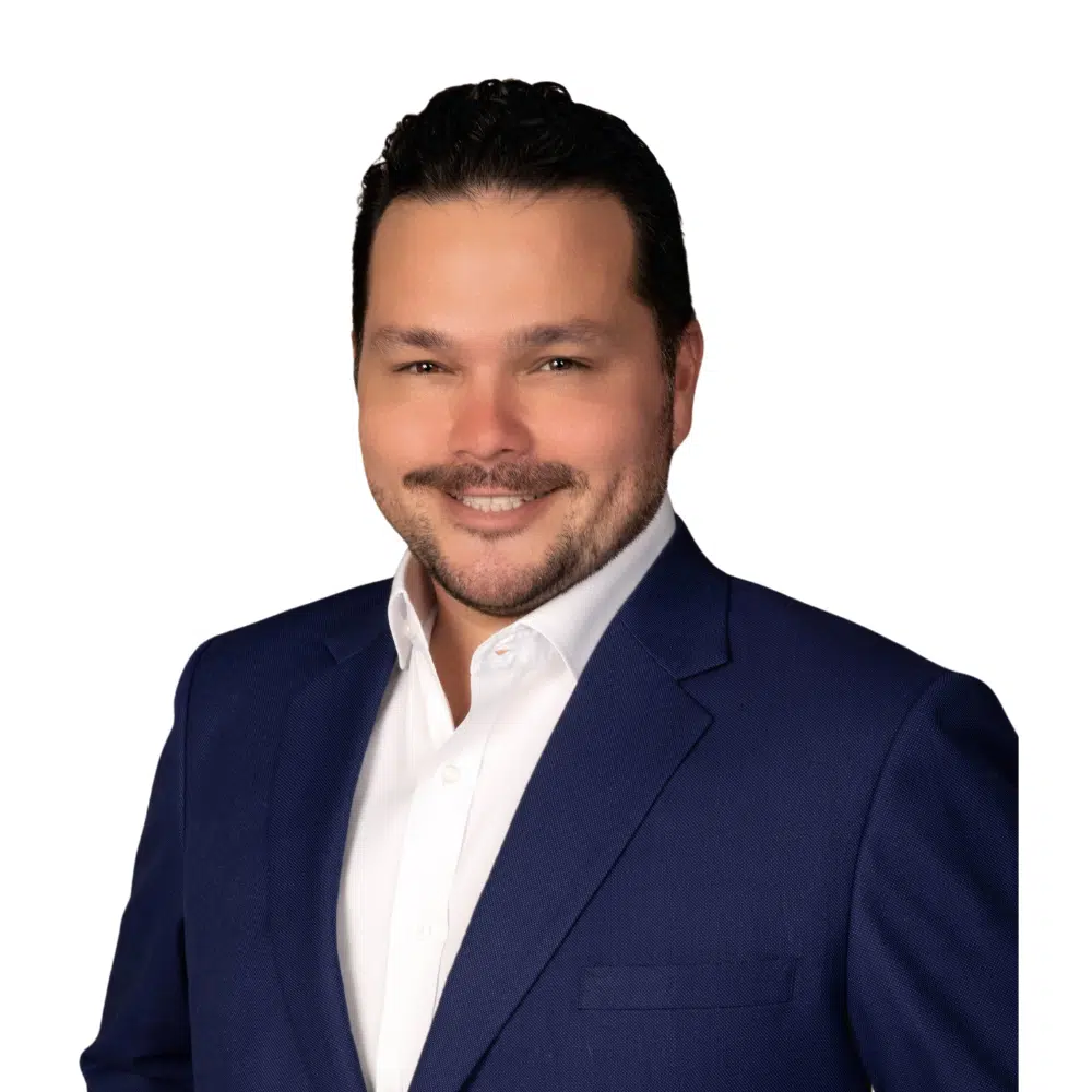 Miguel Casellas-Gil headshot